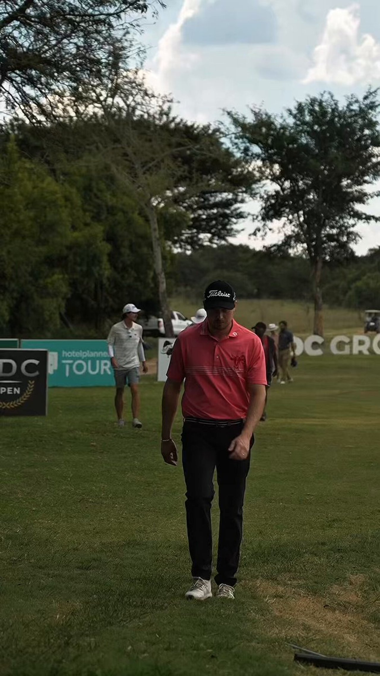 SDC Open in Südafrika wegen Unwetter unterbrochen - (@Sunshine_Tour)