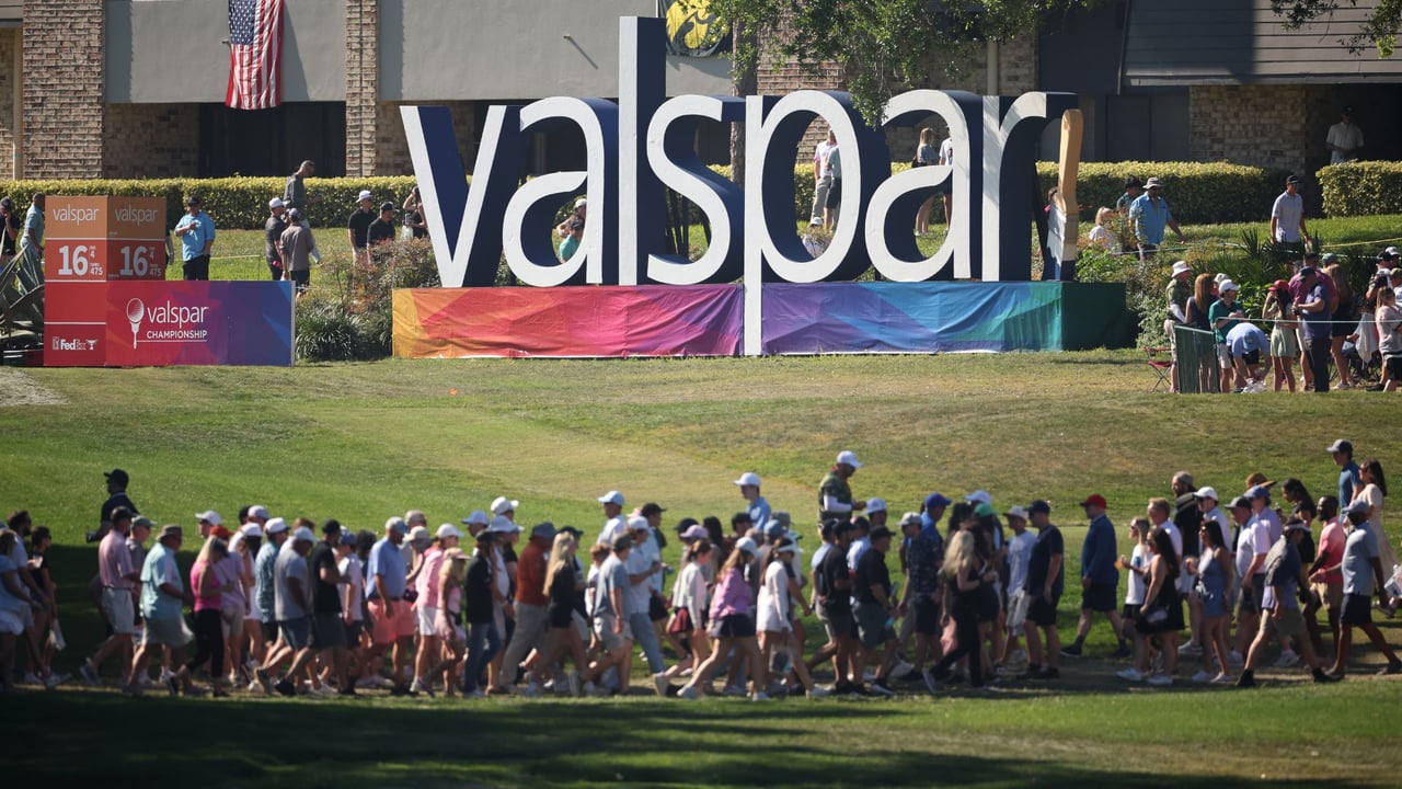 Ein Golfkart Unfall führte am Samstag zu einer Rundenunterbrechung der PGA Tour Valspar Championship. (Foto: Getty)
