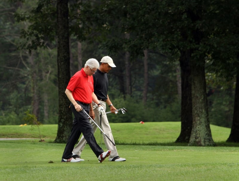 Bill Clinton (li.) und Barack Obama (re.)