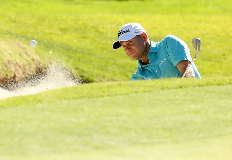 Vorjahressieger Bill Haas führt das hoch gehandelte Feld vor