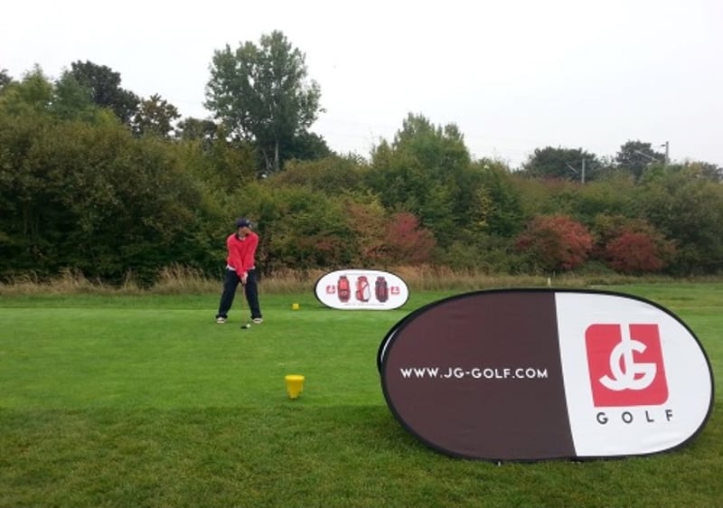 JG Golf sponsorte nicht nur tolle Preise, sondern verteilte auch tolle Startgeschenke an alle Teilnehmer (Foto: GolfCity)