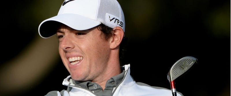 Rory McIlroy spielte zum Auftakt der Omega Dubai Desert Classic in einem Flight mit Tiger Woods und brachte an der Seite des Weltranglistenersten eine 63er Runde ins Clubhaus