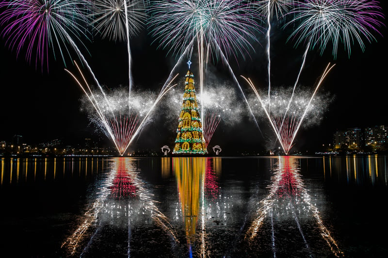 Ein schönes Feuerwerk gehört zu Silvester dazu. Wir wünschen Ihnen ein frohes neues Jahr 2015 (Foto: Getty Images)