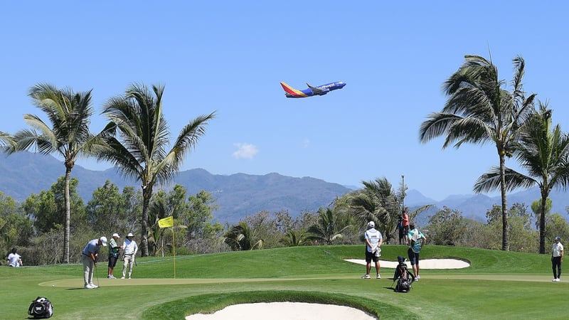 Mit Leihschlägern oder eigenem Equipment auf Golfreise gehen? (Foto: Getty)