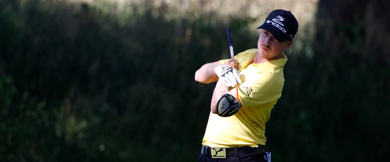 Im Golf-Post-Trainingstipp zeigt Helmut Geelink mit welchen Tricks die Brustwirbelsäule entlastet werden kann. (Foto: Getty)