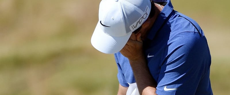 Großes Pech für den fußballbegeisterten Rory McIlroy. Er verletzte sich beim Kicken am Fuß.