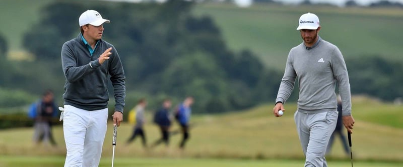 Jordan Spieth und Dustin Johnson geben auf dem Old Course wieder den Ton vor. (Foto: Getty)