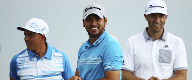 Jason Day lacht von der Spitze des Leaderboards bei der PGA Championship. (Foto: Getty)