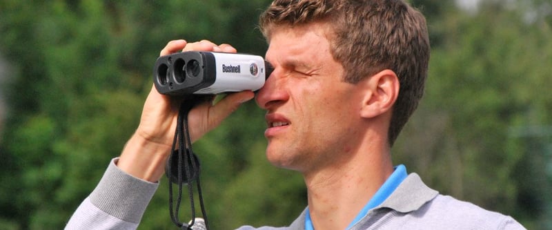 Thomas Müller ist Fußball-Weltmeister, spielt aber auch leidenschaftlich gerne Golf.