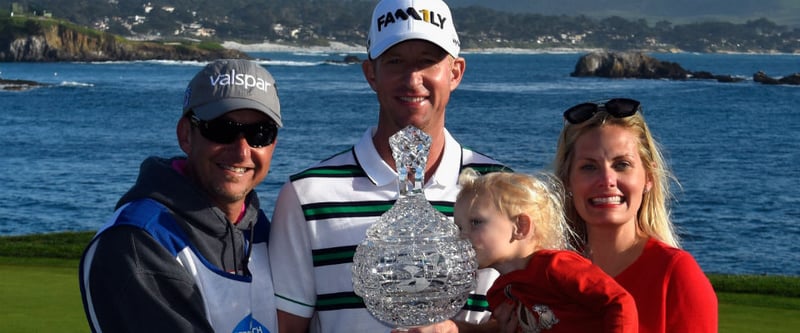 Vaughn Taylor freute sich mit Kind und Kegel über seinen ersten PGA-Tour-Sieg nach über zehn Jahren. (Foto: Getty)