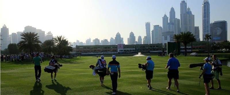 Vor der imposanten Kulisse der Wolkenkratzer in Dubai will Rory McIlroy seinen Titel verteidigen. (Foto: Getty)