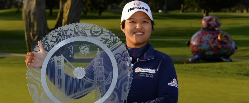 Die Japanerin Haru Nomura konnte sich am windigen Finaltag den Titel bei der Swinging Skirts LPGA Classic sichern. (Foro: Getty)