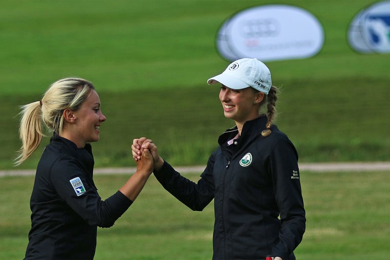 Hendrika Labsch und Alexandra Försterling brachten den besten Vierer-Score für den G&LC Wannsee ins Clubhaus (Foto: DGV/stebl)