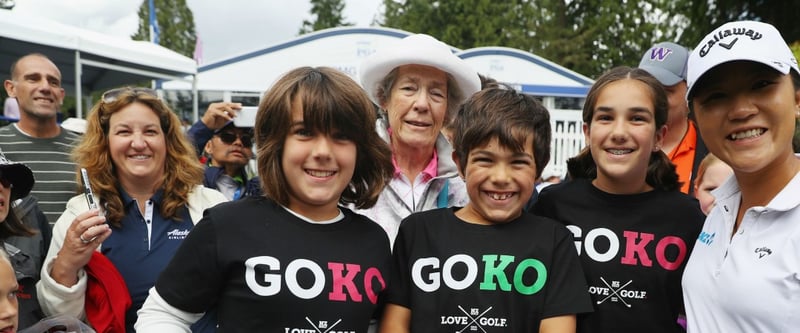 Lydia Ko (rechts) mit ihren Fans bei der Women's PGA Championship. (Foto: Getty)