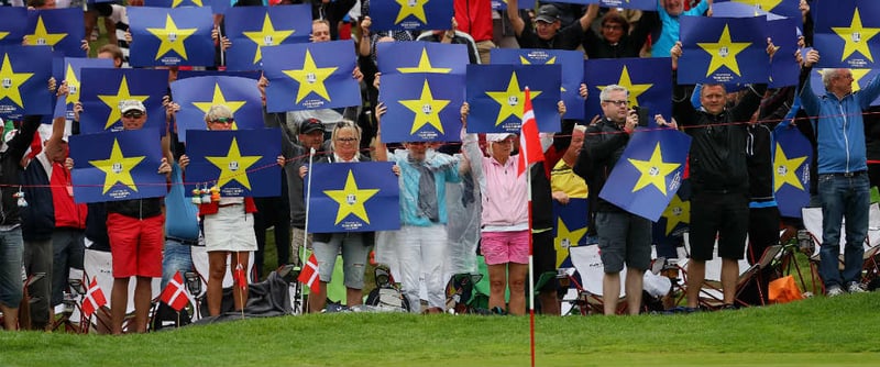 Fans feiern das europäische Ryder-Cup-Team. (Foto: Getty)