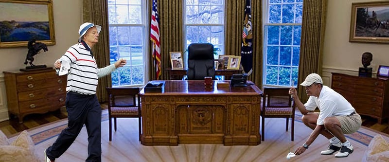 So oder so ähnlich muss es ausgesehen haben: Barack Obama und Bill Murray trafen im Oval Office im Putting-Duell aufeinander. (Foto: Getty)