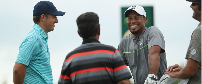 So sehen wir Tiger Woods gerne. Bei seinem Comeback bei der Hero World Challenge liegt er auch nach drei Durchgängen noch gut im Rennen. (Foto: Getty)