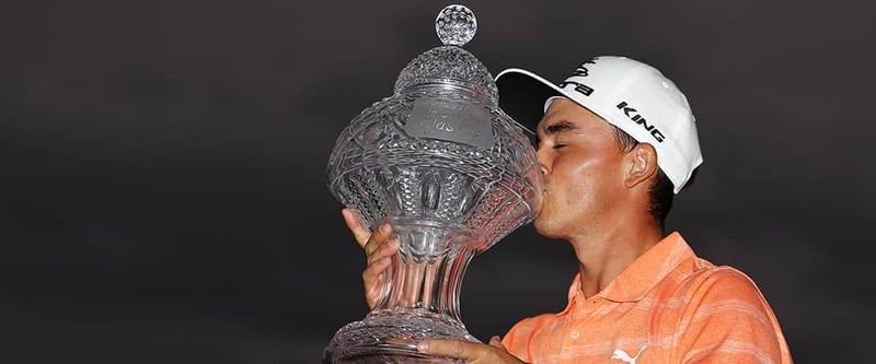 Rickie Fowler Sieger Honda Classic 2017 mit Pokal Ergebnisse Finale