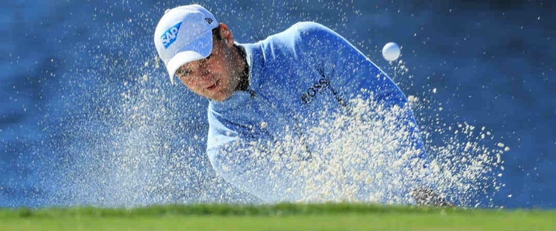 Martin Kaymer kämpft mit Sand und Wasser beim Arnold Palmer Invitational. (Foto: Getty)