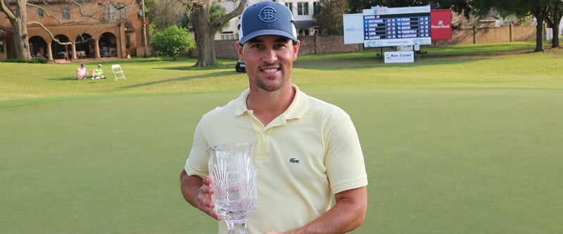 Nach fünf Jahren ohne Sieg kann Casey Wittenberg bei der Chitimacha Louisiana Open wieder strahlen. (Foto: Twitter/WebDotComTour)