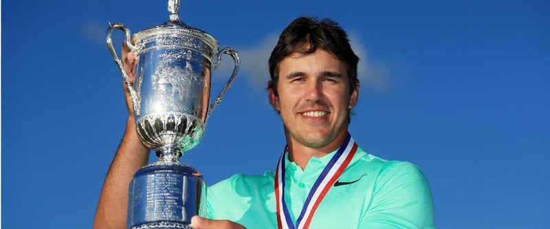 Brooks Koepka hat sich mit einer beeindruckenden Finalrunde bei der US Open sein erstes Major gesichert. (Foto: Getty)