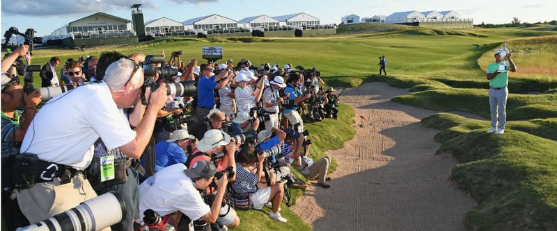 Die internationalen Medien ziehen den Hut vor dem rasanten Aufstieg des Brooks Koepka und seinem Sieg bei der US Open in Erin Hills.