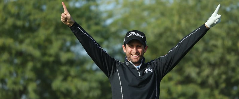 Gregory Bourdy freut sich über sein Hole-in-One bei dem Commercial Bank Qatar Masters. (Foto: Getty)