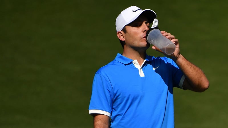 Auch Francesco Molinari weiß es: Flüssigkeitsaufnahme ist extrem wichtig! (Foto: Getty)