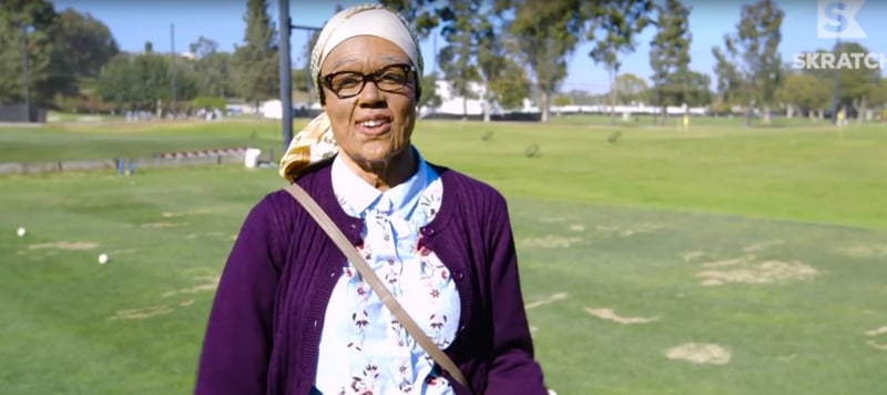 Troy Mullins, Proette auf der Long Drive Tour, in Verkleidung einer 80-Jährigen. (Foto: Screenshot Youtube.com)