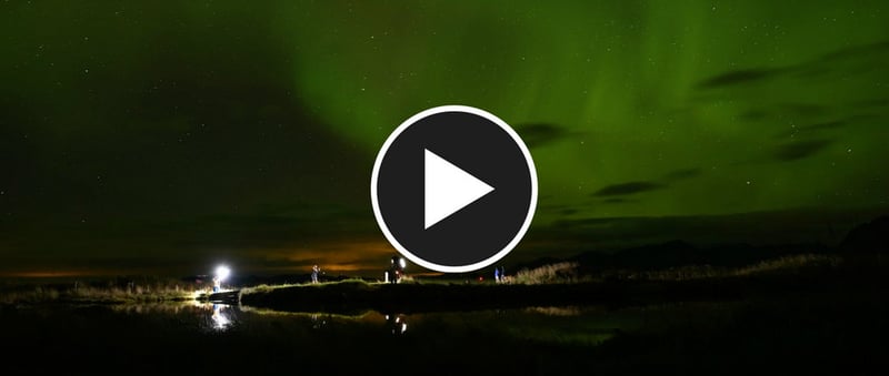 Auf dem Lofoten Links Golfplatz in Nord-Norwegen setzte KJUS seine neueste Golfkollektion in Szene. (Foto: KJUS)