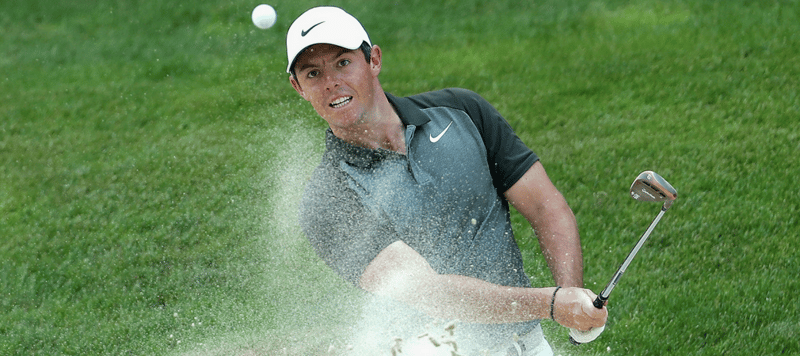 Rory McIlroy erwischt einen schlechten Start, hält sich aber schließlich doch noch an der Spitze. (Foto: Getty)