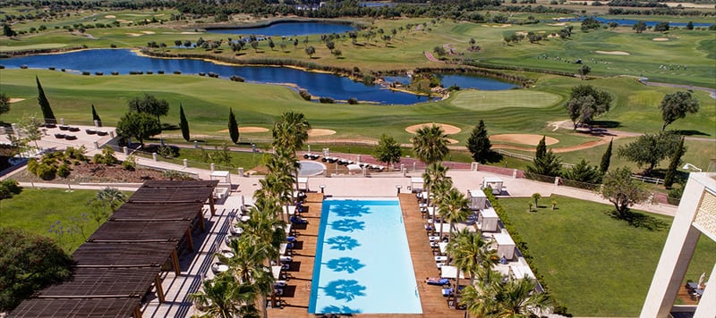 Das Anantara Vilamoura Algarve Resort direkt am Victoria Golf Course (Foto: Anantara Vilamoura Algarve Resort)