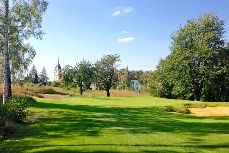 Großes Golf en miniature: Kurzplätze als Hoffnungsträger des Spiels