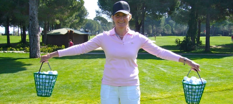 Golf Post Trainingsexpertin Stefanie Eckrodt erklärt, wie man zum gedankenfreien Golfspiel gelangt. (Foto: Stefanie Eckrodt)
