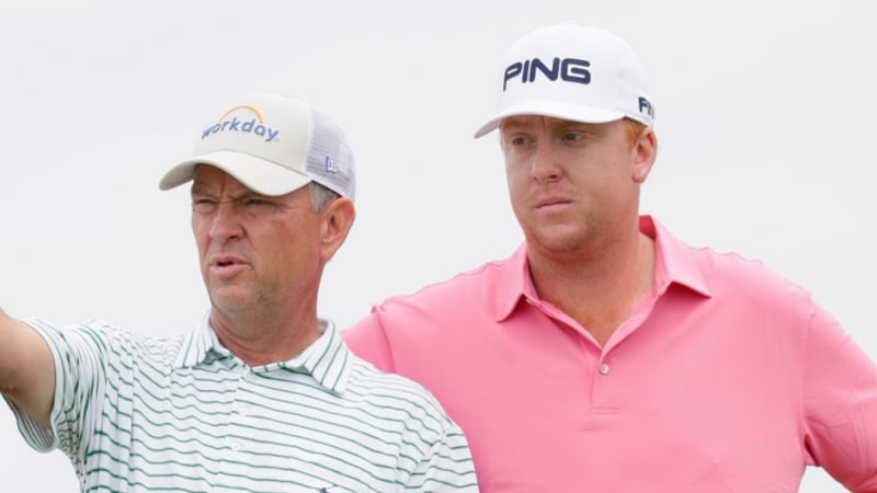 Davis Love III (li.) und Dru Love triumphieren bei der Father Son Challenge auf der Champions Tour. (Foto: Getty)