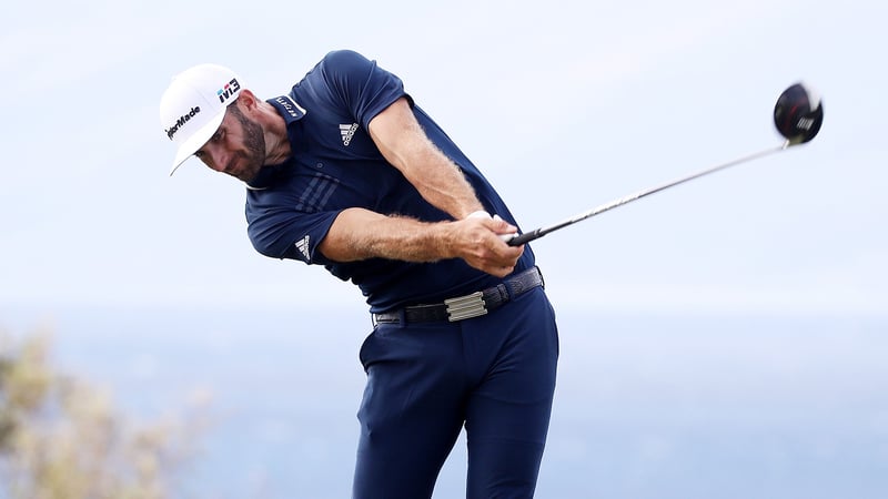 Dustin Johnson hat den Punkt des Kontakts zwischen Schläger und Ball auch lange nach dem Treffmoment noch im Blick. (Foto: Getty)