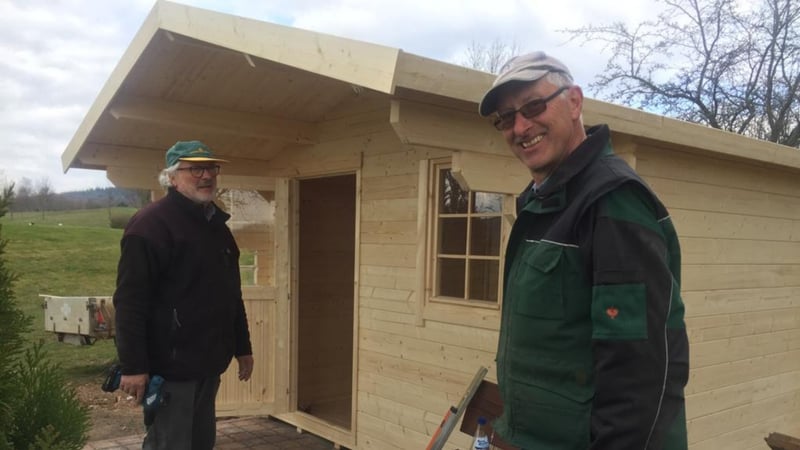 Frisch gebaut! An Loch 13 des GC am Donnerberg ziert neuerdings eine neue Hütte die Landschaft. (Bildquelle: GC am Donnerberg)