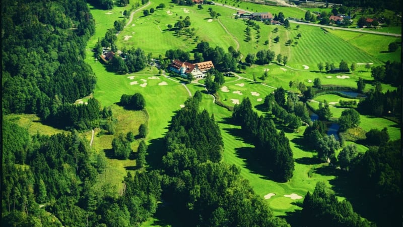 Clubverantwortliche des GC Bodensee Weißensberg haben aufgrund der lang anhaltenden Platzsperre, für Mitglieder einen Sonderpreis im GC Reischenhof vereinbart. (Bildquelle: GC Bodensee Weißensberg)