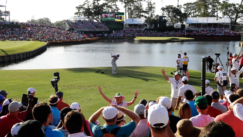 The Players Championship steht an. Loch 17 des TPC Sawgrass zieht die Zuschauer an. (Foto: Getty)