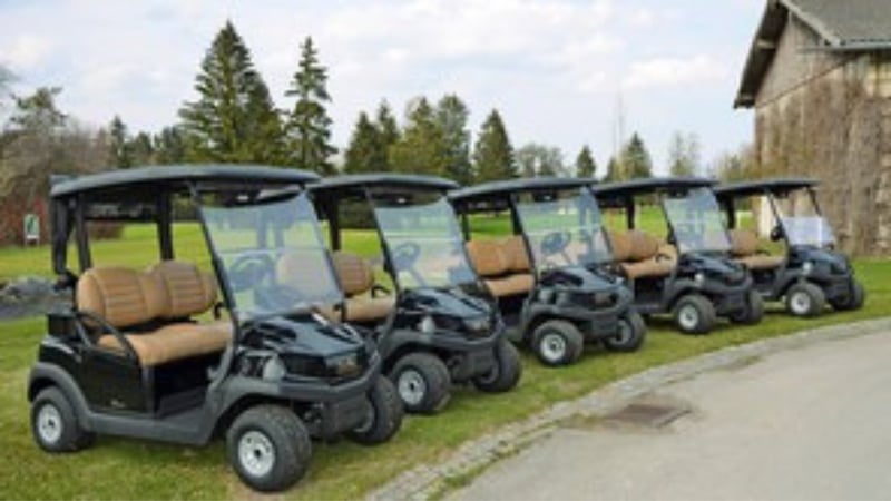 Die alten Carts wurden endlich gegen di neuen, besseren ausgetauscht! (Bildquelle: Münchener GC Straßlach)