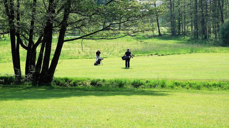 Der Platz sieht nicht ohne Grund immer so gut aus. Die Greenkeeper machen eine hervorragende Arbeit! (Bildquelle: GA Schopfheim)