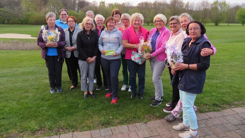 Die Damen des GC Werl eröffneten beim Angolfen die Saison. (Bildquelle: GC Werl)