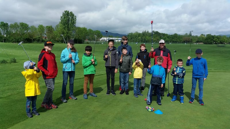 Am vergangenen Samstag begann beim GC Bensheim der viel beworbene Golf-Schnupperkurs für Kinder von 6-14 Jahren. (Bild: GC Bensheim)