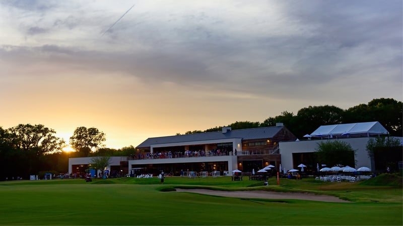 Die Spieler der PGA Tour kämpfen auf dem Trinity Forest Golf Club um die Platzierungen. (Foto: Getty)