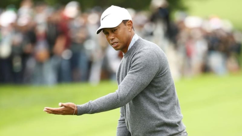 Tiger Woods hadert nach einem verpassten Putt. (Foto: Getty)