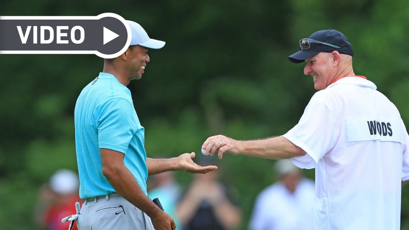 Der Masters-Sieger Tiger Woods und sein Caddy Joe LaCava beantworten die beliebtesten Fragen der Fans im Video. (Foto: Getty)