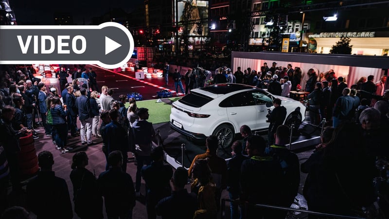 Die Porsche European Open 2019 feierte einen gelungenen Auftakt auf dem Hamburger Kiez bei der Porsche Urban Golf Challenge. (Foto: Porsche / Tobias Kuberski)