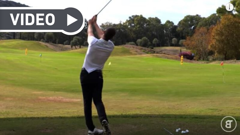 Golftraining mit Birdietrain: Den Ball deutlich weiter schlagen – Streckung im Durchschwung