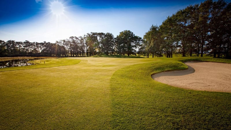 Der Golf Club Schloss Miel hat einen Antrag an die Landesregierung Nordrhein-Westfalen gestellt, die Beschränkungen Angesichts des Coronavirus für Golfer zu lockern. (Foto: Facebook.com/Golf Club Schloss Miel)