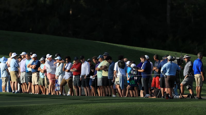 Zuschauer bei der Players Championship in diesem Jahr. Das Turnier war das bis dato letzte, was auf der PGA Tour gespielt wurde. Wenn auch nur eine Runde. (Foto: Getty)